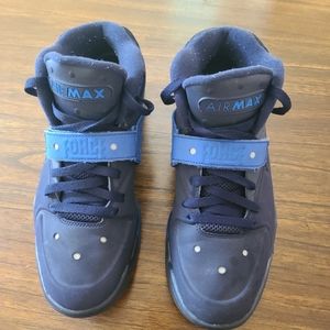 Excellent used Nike Air Max